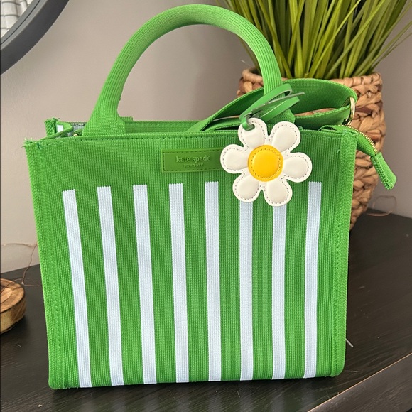 kate spade Handbags - kate spade green and white striped canvas tote with daisy charm